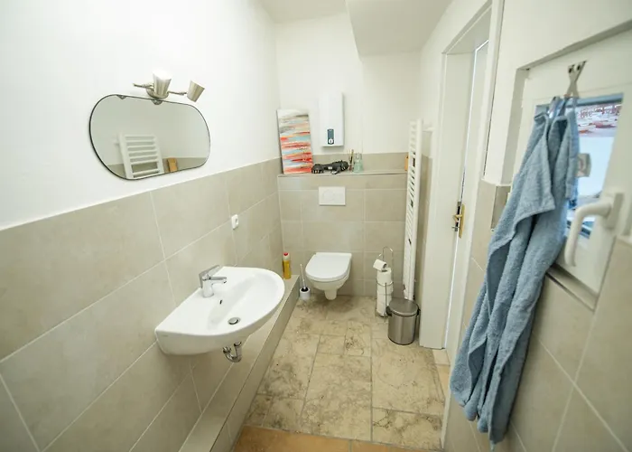 Apartment Kingsize Bett, Nahe Stadt Und Alster, Ruhig *