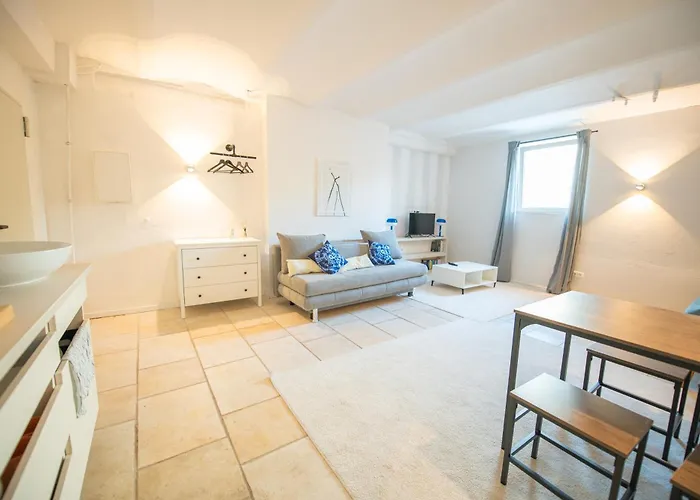 Kingsize Bett, Nahe Stadt Und Alster, Ruhig